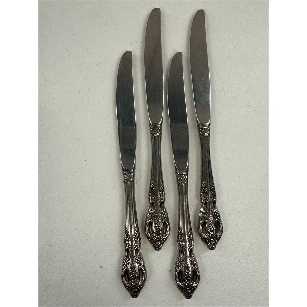 Set of 4 DINNER KNIVES 9